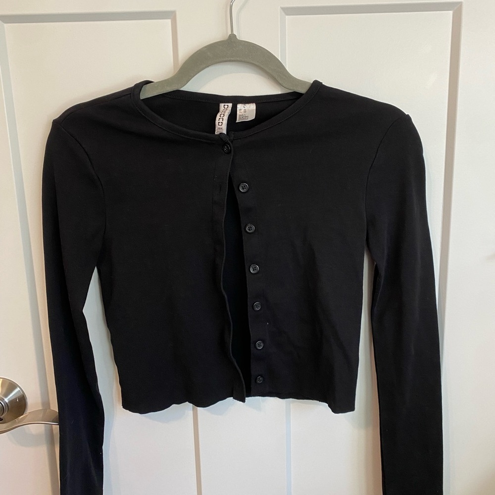 black cropped cardigan
